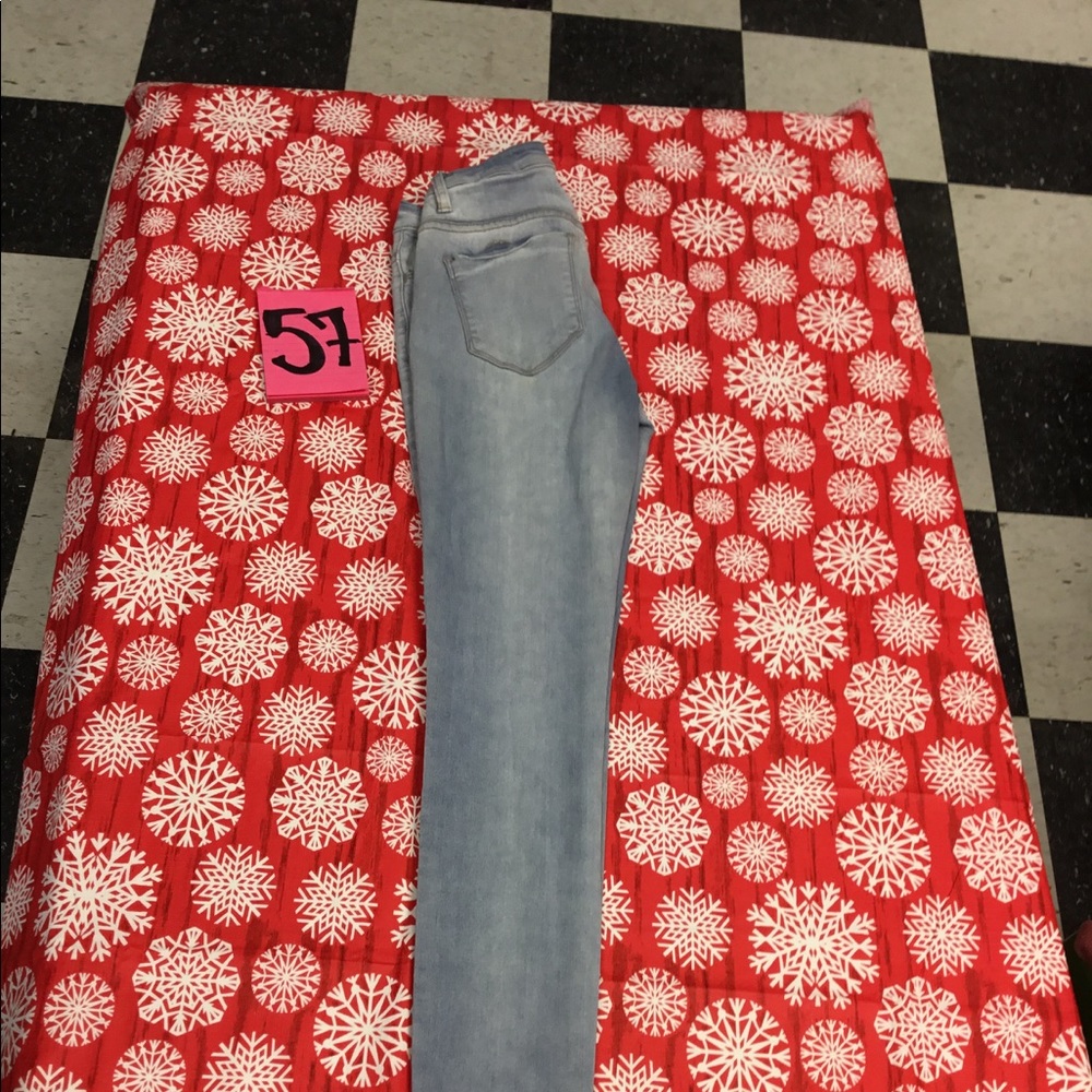 Size 5 - Picture 3 of 5